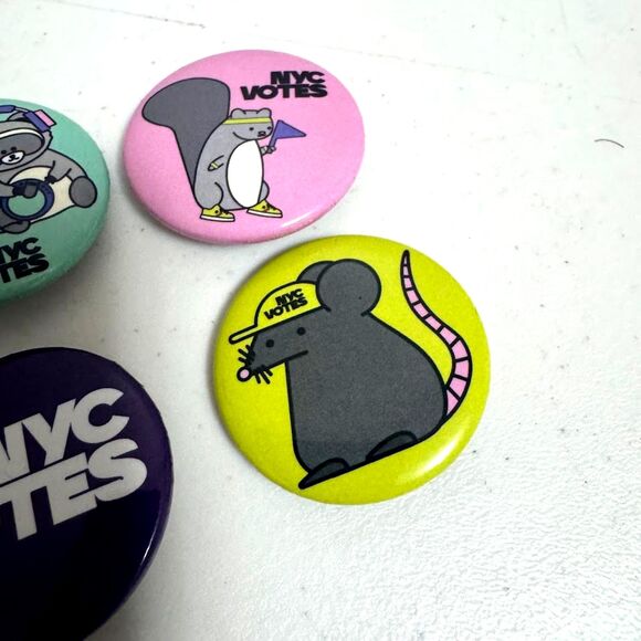 NYC Votes Collectible Pinback Set (4) 2025 New York City Mayoral Election - Picture 4 of 6